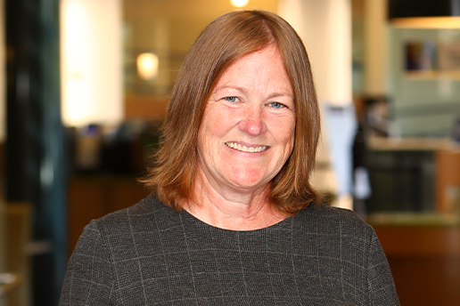 Kathy Sansone headshot