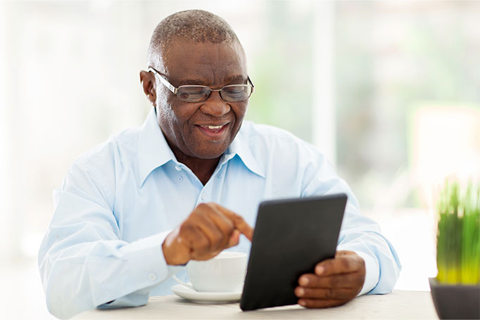 Man using tablet