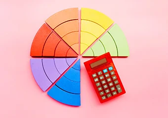 Color wheel with calculator